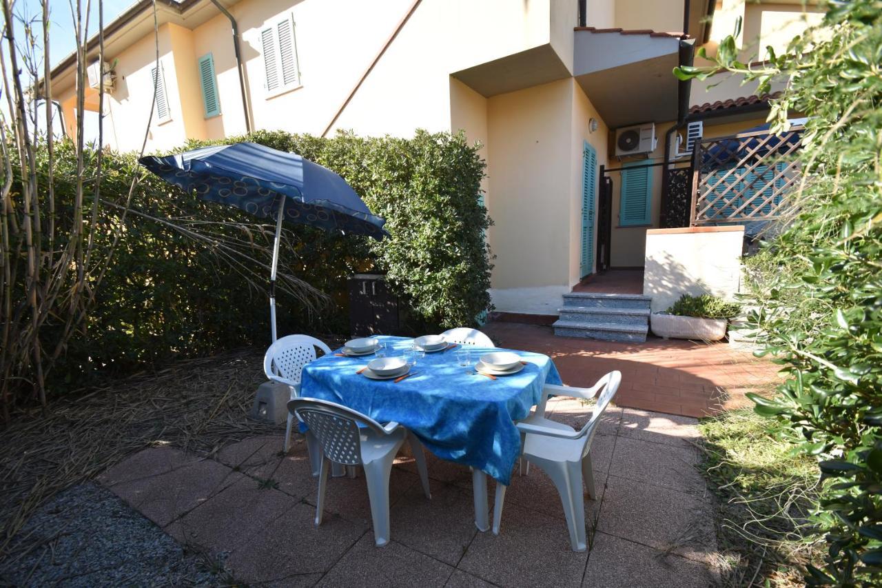 Appartamenti Sabbia - Zona Mare Con Terrazze, Clima, E Posti Auto Marina di Campo Εξωτερικό φωτογραφία